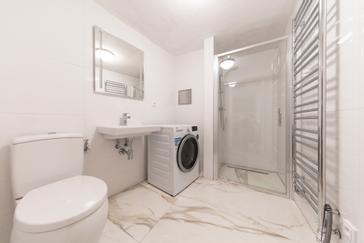 Selinor Apartments | Prague | Lazenska N4 Residence, apartment Begonia