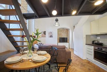 Selinor Apartments | Praha | Lazenska N4 Residence, apartmán Azalea