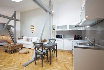 Selinor Apartments | Praha | Wenceslas Square Residence, studio duplex
