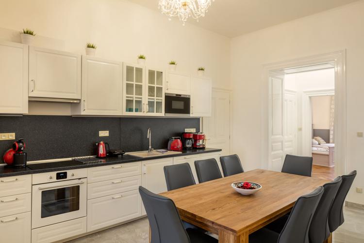 Selinor Apartments | Prague | 5