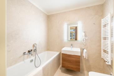 Selinor Apartments | Praha | Petrin Tower Residence, apartmán s balkonem