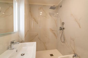 Selinor Apartments | Praha | Petrin Tower Residence, apartmán s balkonem